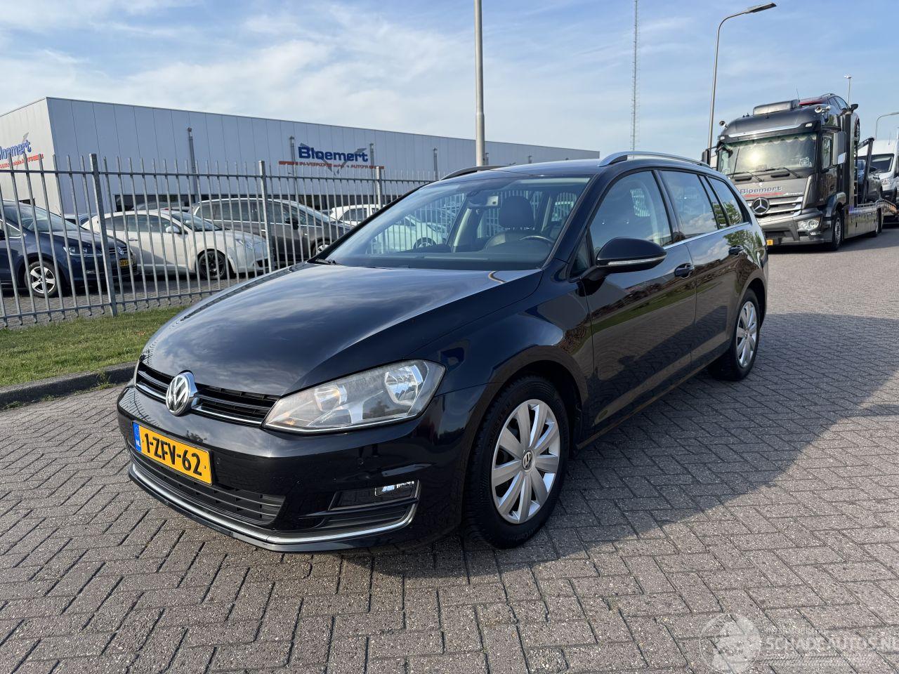 Volkswagen Golf 1.2 TSI Highline Navi - Clima