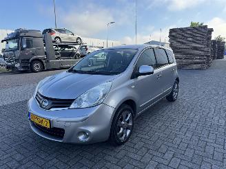 skadebil auto Nissan Note 1.6 Navi  - Airco 2011/1