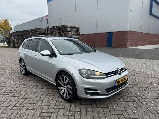 skadebil auto Volkswagen Golf 1.6 TDI DSG Highline 2013/11