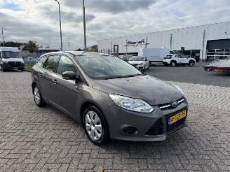 škoda osobní automobily Ford Focus 1.6 TDCi 77Kw Airco Euro5 2013/4