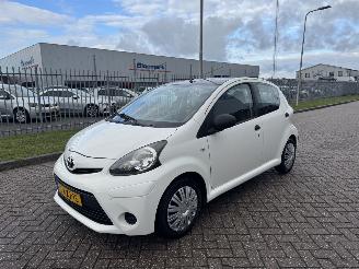 Avarii autoturisme Toyota Aygo 1.0 VVT-i  50Kw AIRCO 2013/8