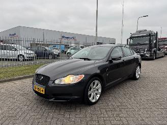krockskadad bil auto Jaguar XF 3.0 D V6 Luxury 2011/2