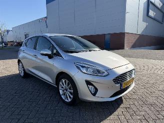 skadebil auto Ford Fiesta 1.0 70Kw Titanium Clima - Navi 2020/7