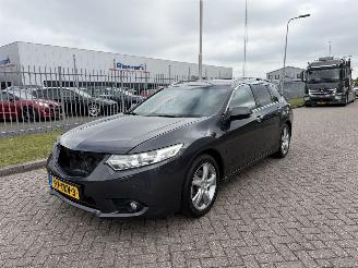 krockskadad bil auto Honda Accord Tourer 2.0 115Kw Clima 2012/2