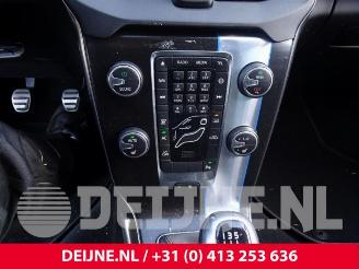 Volvo V-40 V40 (MV), Hatchback 5-drs, 2012 / 2019 2.0 D2 16V picture 21