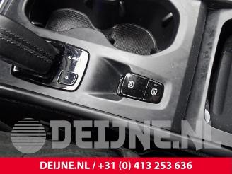 Volvo XC40 XC40 (XZ), SUV, 2017 1.5 T2 12V picture 29