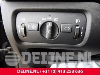 Volvo V-40 V40 (MV), Hatchback 5-drs, 2012 / 2019 2.0 D2 16V picture 24