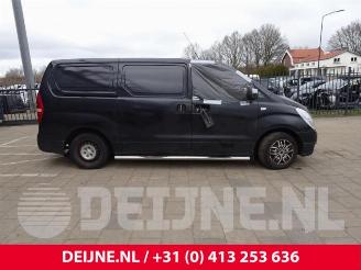 Hyundai H-300 H-300, Van, 2008 2.5 CRDi picture 8