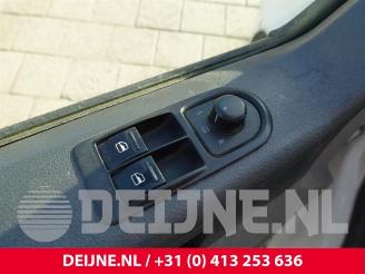 Volkswagen Transporter Transporter T5, Van, 2003 / 2015 2.0 TDI DRF picture 24