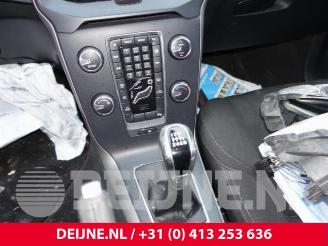 Volvo V-40 V40 (MV), Hatchback 5-drs, 2012 / 2019 2.0 D2 16V picture 27