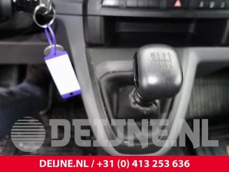 Toyota ProAce ProAce Verso, Bus, 2016 1.5 D-4D 120 picture 24