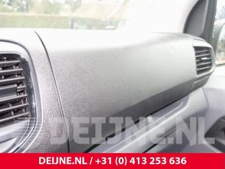 Toyota ProAce ProAce Verso, Bus, 2016 1.5 D-4D 120 picture 25