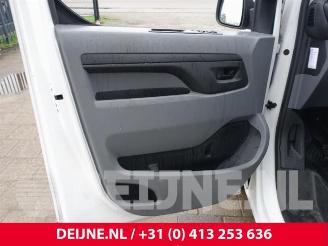 Toyota ProAce ProAce Verso, Bus, 2016 1.5 D-4D 120 picture 16