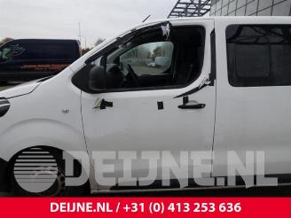 Toyota ProAce ProAce Verso, Bus, 2016 1.5 D-4D 120 picture 11