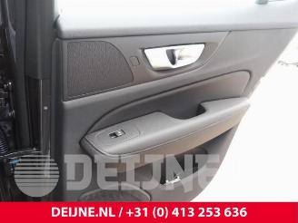 Volvo V-60 V60 II (ZW), Combi, 2018 2.0 B3 16V Mild Hybrid Geartronic picture 27