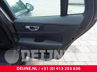 Volvo V-60 V60 II (ZW), Combi, 2018 2.0 B3 16V Mild Hybrid Geartronic picture 29