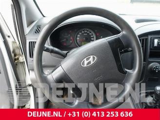 Hyundai H-300 H-300, Van, 2008 2.5 CRDi picture 23