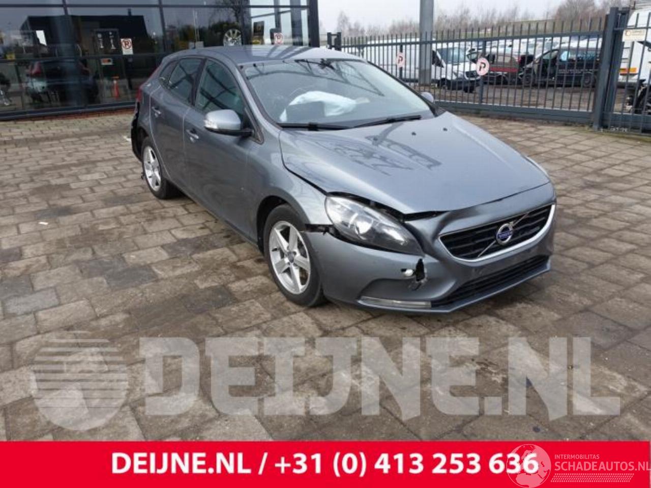 Volvo V-40 V40 (MV), Hatchback 5-drs, 2012 / 2019 1.6 D2