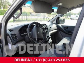Hyundai H-300 H-300, Van, 2008 2.5 CRDi picture 22