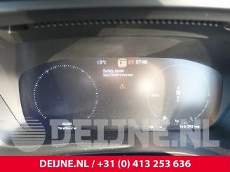 Volvo XC40 XC40 (XZ), SUV, 2017 1.5 T4 Plug-in Hybrid 12V picture 28