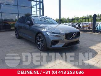 disassembly passenger cars Volvo V-60 V60 II (ZW), Combi, 2018 2.0 T6 16V Twin Engine 2021
