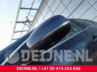 Volvo V-40 V40 (MV), Hatchback 5-drs, 2012 / 2019 1.5 T2 16V Geartronic picture 12