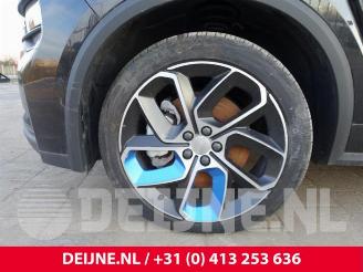 Lynk & Co 01 01, SUV, 2018 1.5 PHEV picture 10