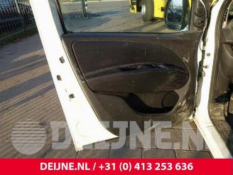 Opel Combo Combo, Van, 2012 / 2018 1.3 CDTI 16V ecoFlex picture 17