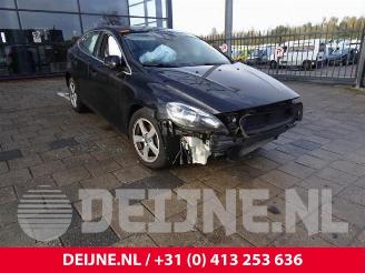 Salvage car Volvo V-40 V40 (MV), Hatchback 5-drs, 2012 / 2019 1.6 D2 2014/11