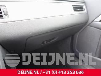 Volvo V-70 V70 (BW), Combi, 2007 / 2016 2.0 D 16V picture 28