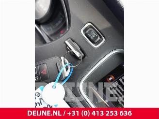 Volvo V-40 V40 (MV), Hatchback 5-drs, 2012 / 2019 1.6 D2 picture 23