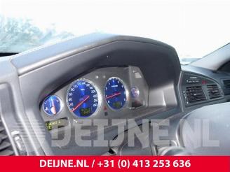 Volvo S-60 S60 I (RS/HV), Sedan, 2000 / 2010 2.5 R Turbo 20V picture 19