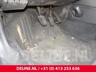 Volvo S-60 S60 I (RS/HV), Sedan, 2000 / 2010 2.4 20V 140 picture 18