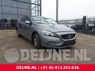 Salvage car Volvo V-40 V40 (MV), Hatchback 5-drs, 2012 / 2019 2.0 D4 16V 2014/9