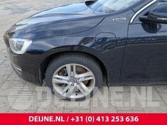 Volvo V-60 V60 I (FW/GW), Combi, 2010 / 2018 2.4 D6 20V Plug-in Hybrid AWD picture 14