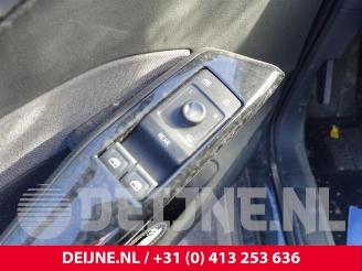 Volkswagen ID.3 ID.3 (E11/E12), Hatchback 5-drs, 2019 First, Life, Pro 58 kWh picture 18