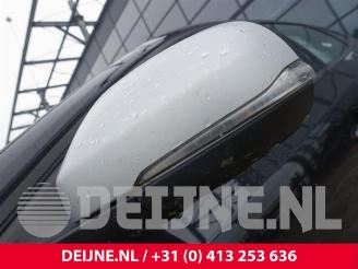 Volvo V-40 V40 (MV), Hatchback 5-drs, 2012 / 2019 2.0 D2 16V picture 12