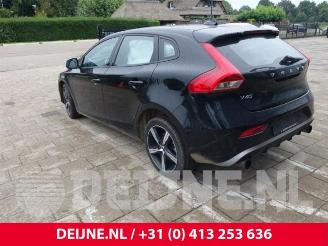 Volvo V-40 V40 (MV), Hatchback 5-drs, 2012 / 2019 2.0 D2 16V picture 5
