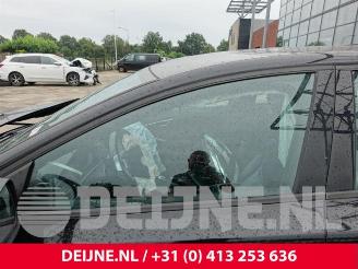 Volvo V-40 V40 (MV), Hatchback 5-drs, 2012 / 2019 2.0 D2 16V picture 16