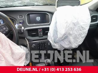 Volvo V-40 V40 (MV), Hatchback 5-drs, 2012 / 2019 2.0 T2 16V picture 25