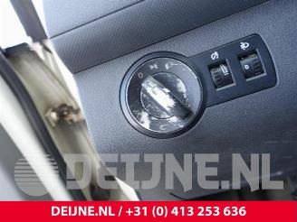 Volkswagen Caddy Caddy III (2KA,2KH,2CA,2CH), Van, 2004 / 2015 1.9 TDI picture 22