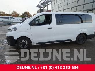 Toyota ProAce ProAce Verso, Bus, 2016 1.5 D-4D 120 picture 4