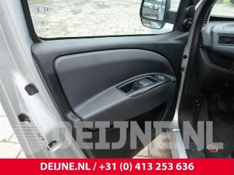 Fiat Doblo Doblo Cargo (263), Van, 2010 1.3 MJ 16V DPF Euro 5 picture 19