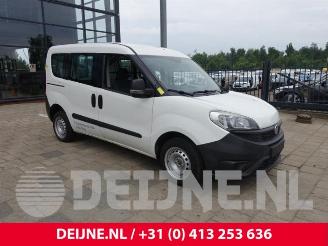 Coche siniestrado Fiat Doblo Doblo Cargo (263), Van, 2010 1.3 D Multijet 2015/7
