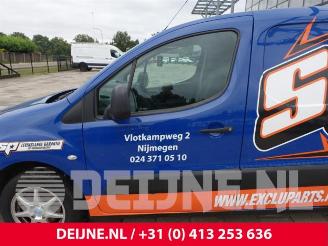 Peugeot Partner Tepee Partner Tepee (7A/B/C/D/E/F/G/J/P/S), MPV, 2008 / 2018 1.6 HDiF 90 16V Phase 1 picture 17