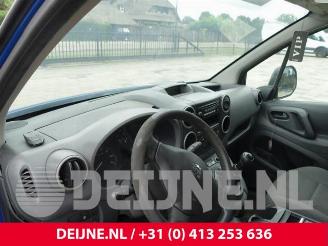 Peugeot Partner Tepee Partner Tepee (7A/B/C/D/E/F/G/J/P/S), MPV, 2008 / 2018 1.6 HDiF 90 16V Phase 1 picture 19