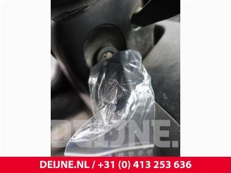 Volkswagen Transporter Transporter T5, Van, 2003 / 2015 1.9 TDi picture 22