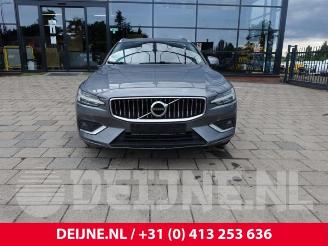 Volvo V-60 V60 II (ZW), Combi, 2018 2.0 D4 16V picture 2