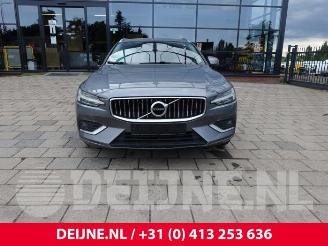 Volvo V-60 V60 II (ZW), Combi, 2018 2.0 D4 16V picture 2