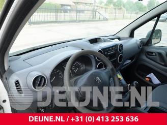 Peugeot Partner Partner (GC/GF/GG/GJ/GK), Van, 2008 / 2018 1.6 HDI 90 picture 18